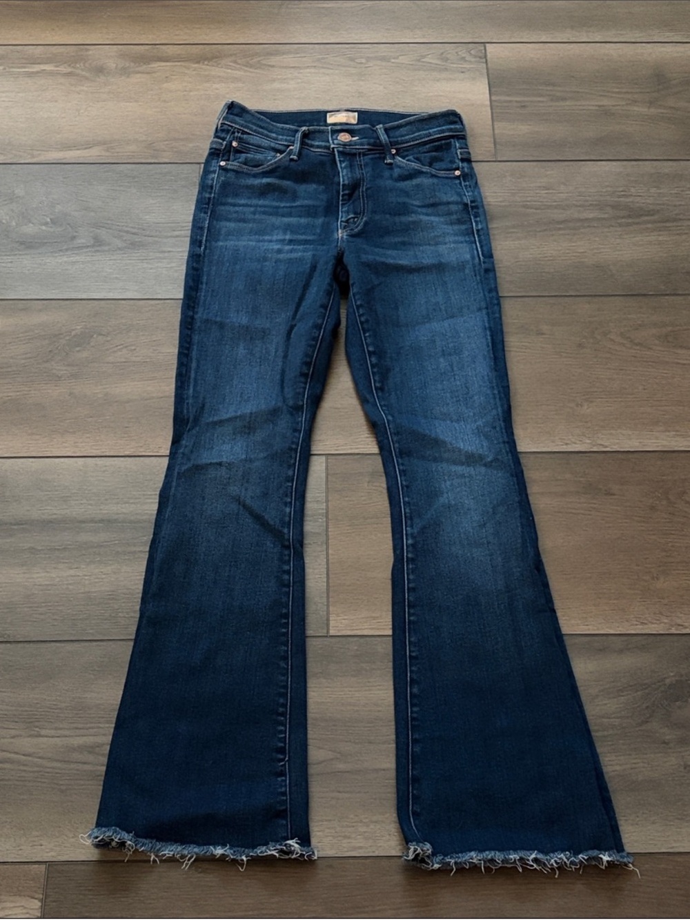 MOTHER The Weekender Women’s Dark Blue Flare Jeans with Raw Hem - Home Movies - Picture 8 of 8